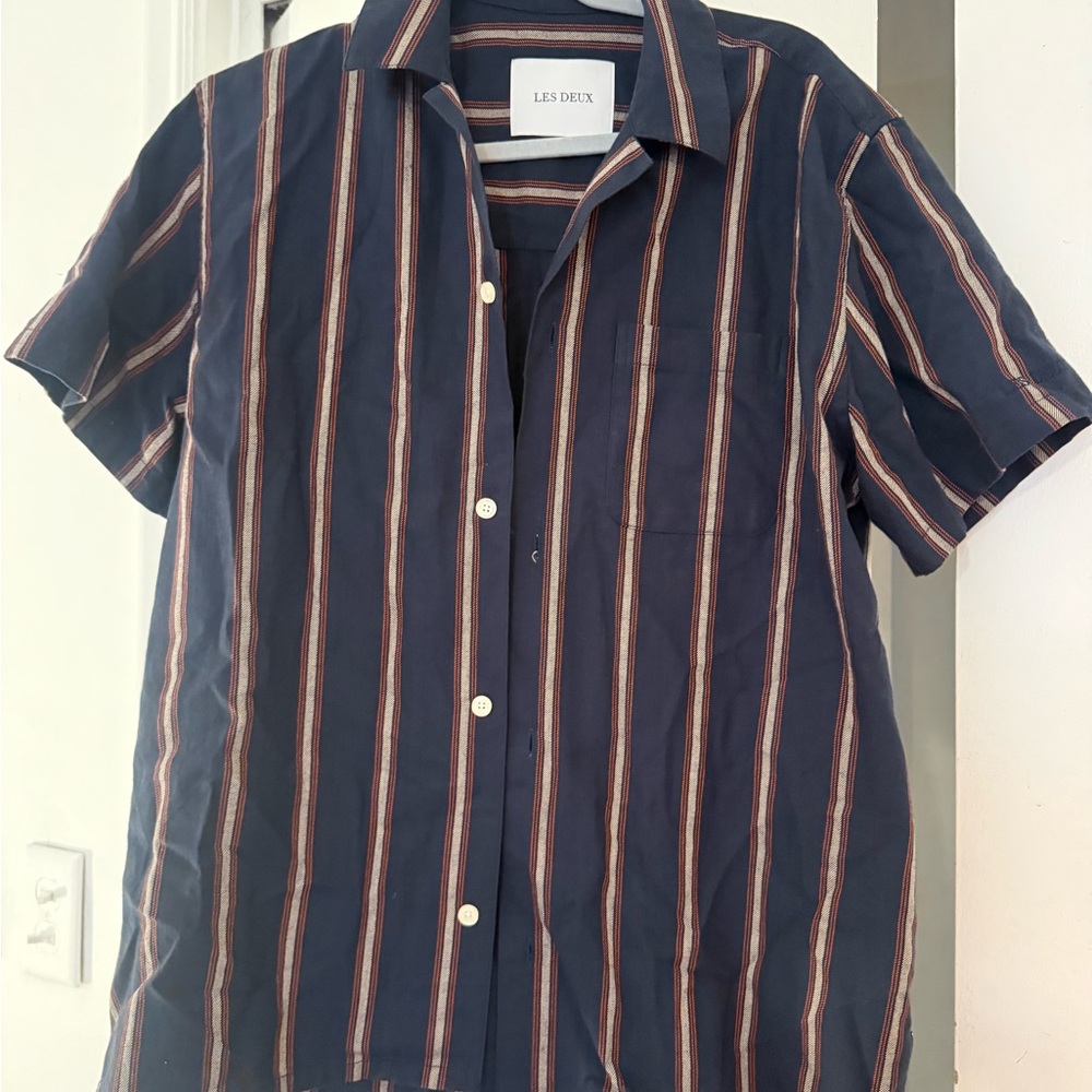Les Deux Men's Navy Striped Casual Shirt